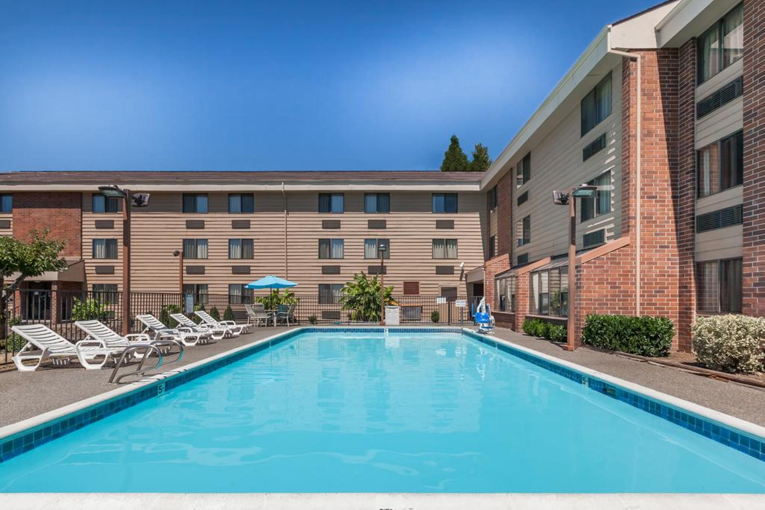 Quality Inn & Suites Clackamas - Portland מראה חיצוני תמונה