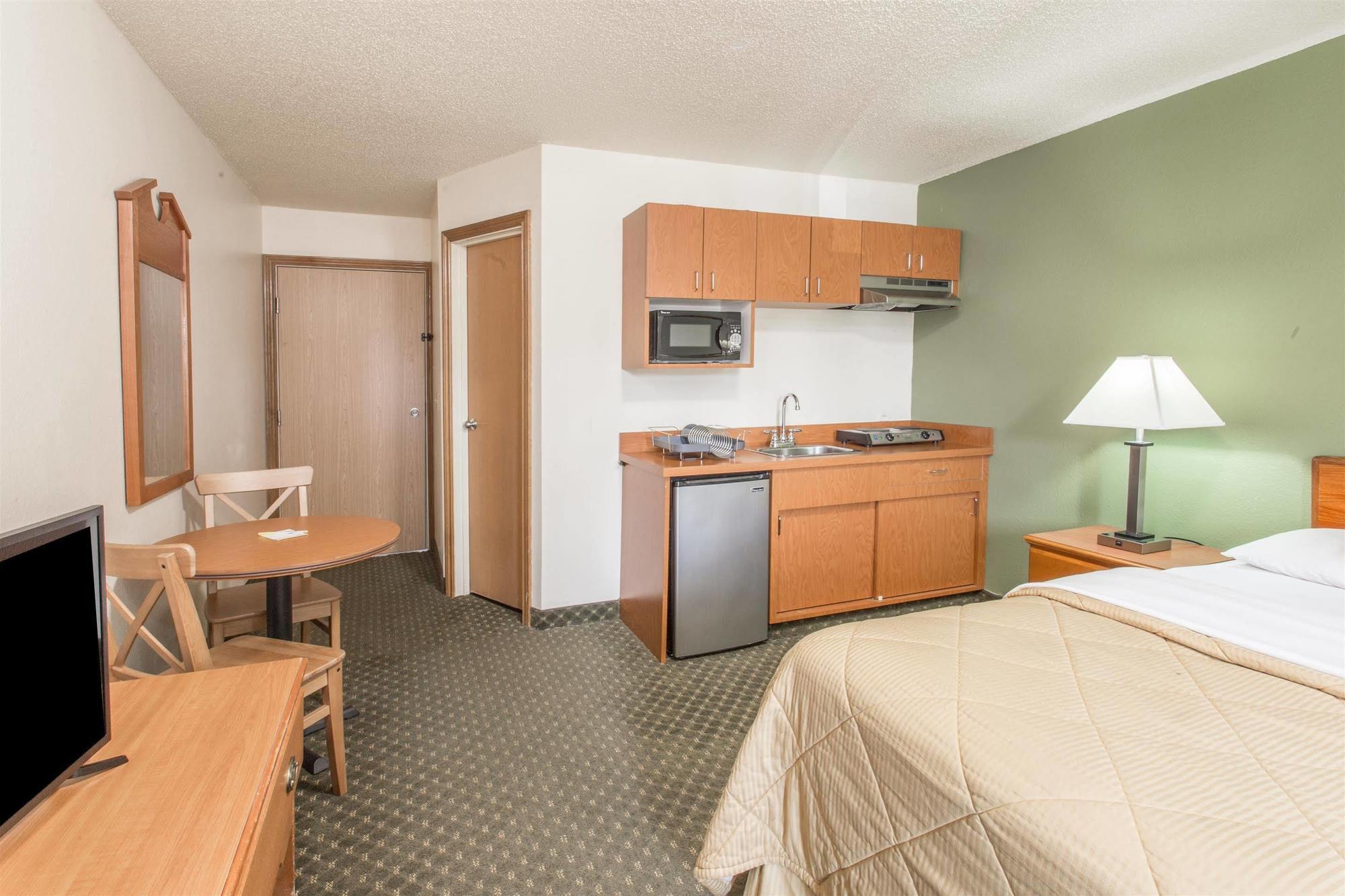 Quality Inn & Suites Clackamas - Portland מראה חיצוני תמונה