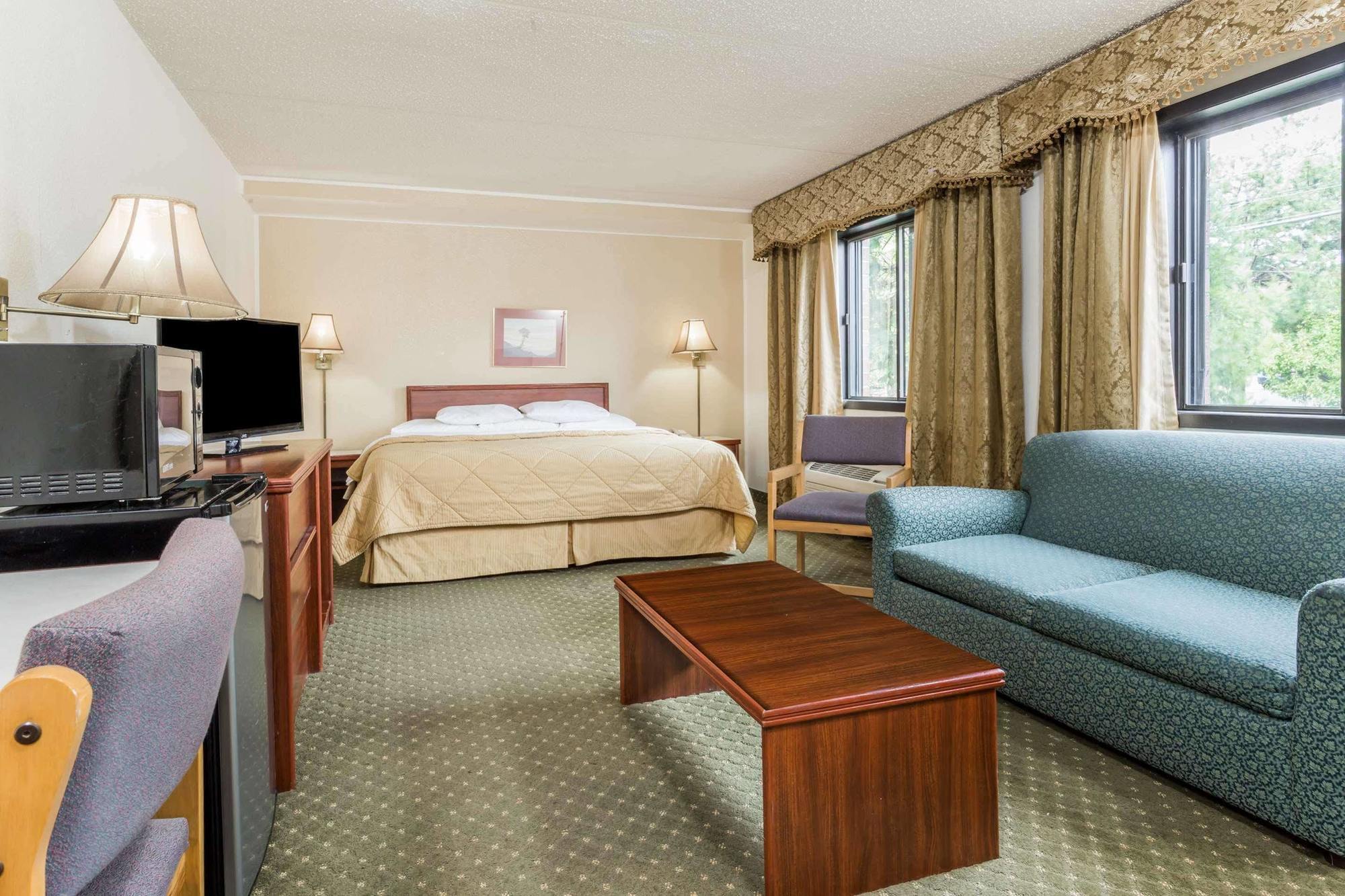 Quality Inn & Suites Clackamas - Portland מראה חיצוני תמונה
